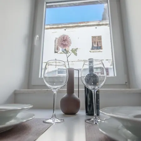 Klara Free Parking, Center Apartamento *